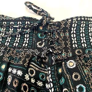 Wild Pearl Casual Boho  Print Pull On Shorts Size Medium